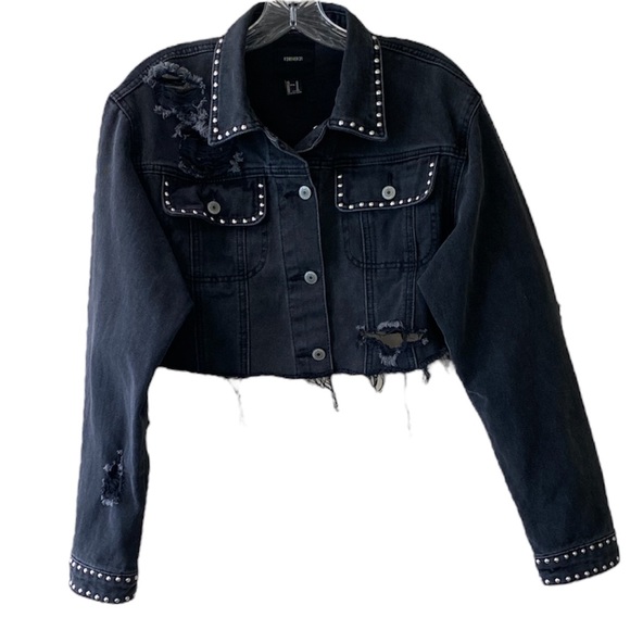 Cropped Black Jean Jacket Denim Distressed Ripped Silver Studded Streetwear Crop - Picture 12 of 16